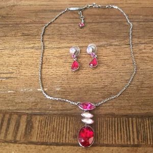 ESTATE GIVENCHY SILVER TONE PINK & RED CRYSTAL CHAIN NECKLACE& EARRINGS Untested